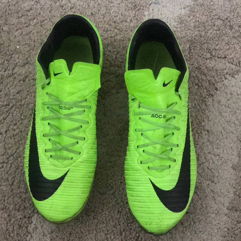 I sell this pair of tennis thad i no longer use